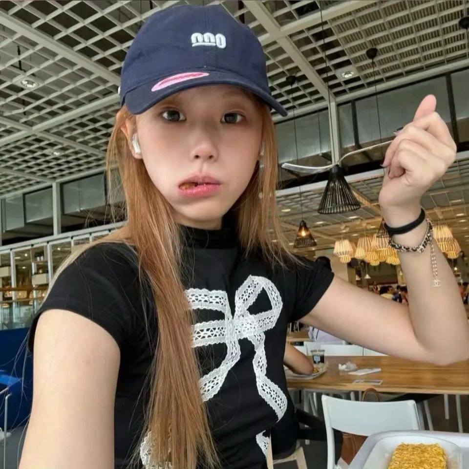 女税务官